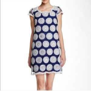 Betsey Johnson Blue White Sunflower Floral Embroidered Dress Size 10 Cap Sleeve